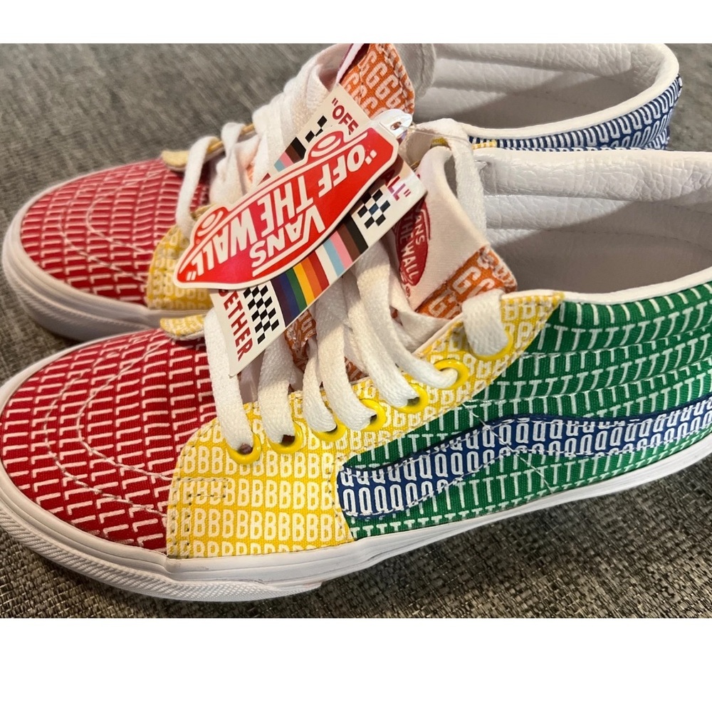 Vans Sk8 Mid Pride Multi White Skate Shoes Sneakers M 4/ W 5.5 LGBTQ or Kids Sz